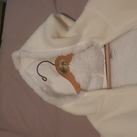 Womens within fleece soft zipper coat. - Picture 5 of 6